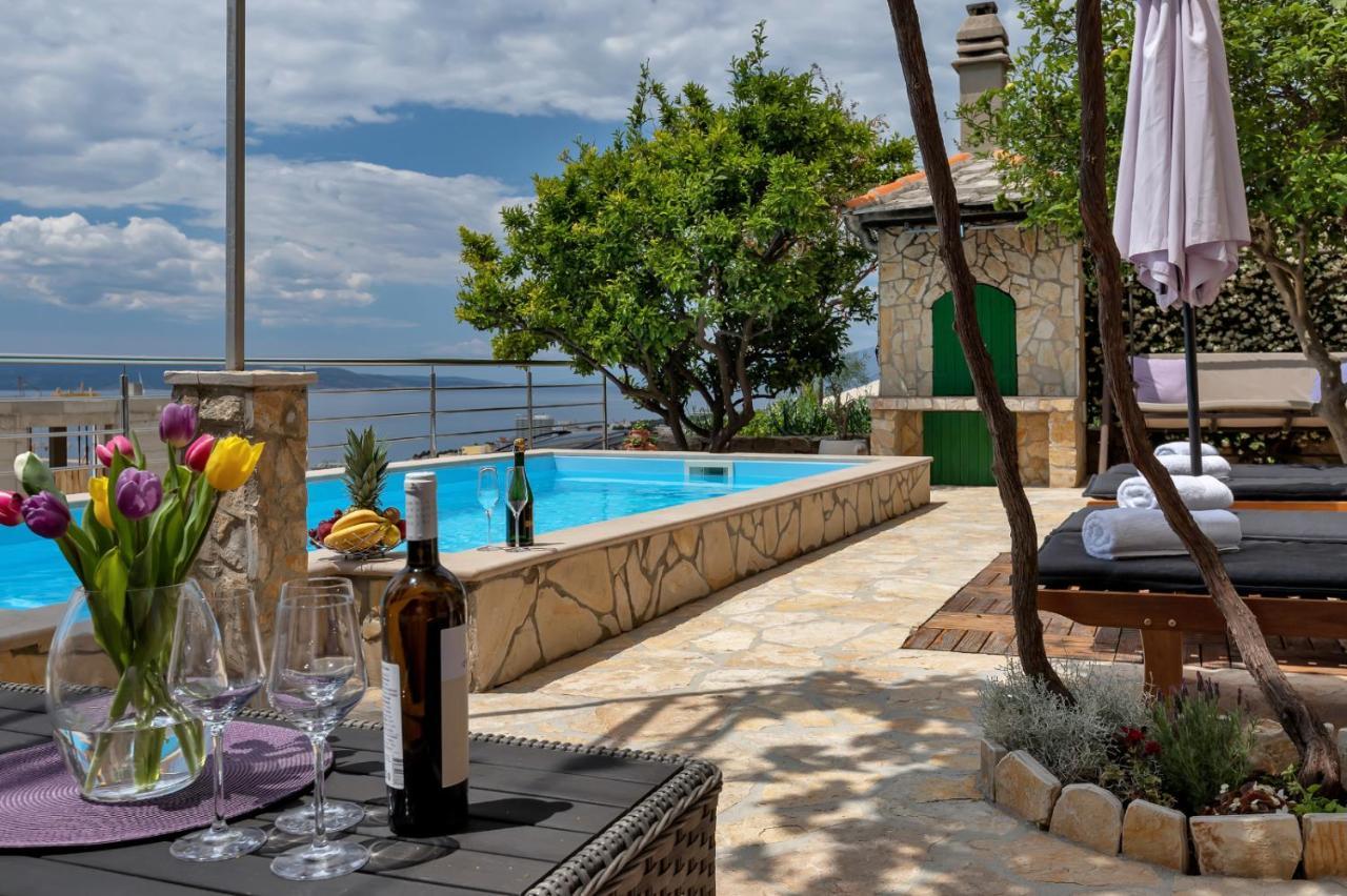 Villa Sukara Макарска Екстериор снимка
